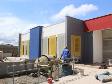 Entre elas estão reformas em escolas, construção de novas unidades e obras em quadras poliesportivas