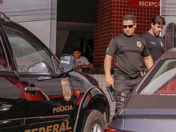 Polícia Federal faz buscas em endereços ligados ao senador Ciro Nogueira