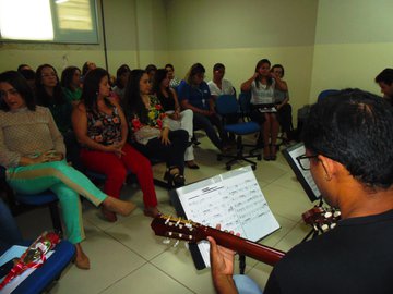 Integrantes da Orquestra de Violões de Teresina