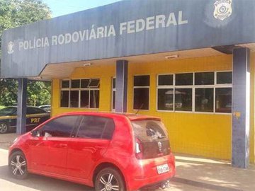 PRF e Civil perseguem suspeitos do assalto a bancos de Campo Maior e libertam reféns