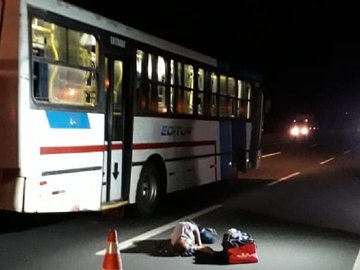 Suspeito teria errado mira e matado comparsa em ação criminosa dentro de ônibus