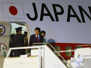 Primeiro-ministro do Japão faz visita histórica ao Irã