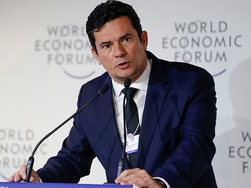 A mando de Moro, PF investiga Lula por declarações sobre Bolsonaro e milícia