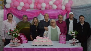 “Enquanto eu estava na funerária, o hospital me ligou dizendo que outro irmão tinha morrido e que eles não tinham mais espaço para colocar os corpos. São dias devastadores os que estamos vivendo”