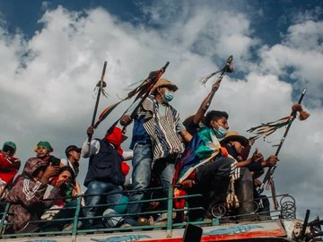 O que precisamos ter em conta é que nossa gente está cansada de ter gente no poder que esteja desconectada com o povo