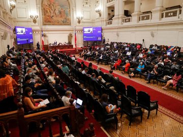 Vista geral de votação no Congresso Nacional Chileno, em Santiago, 4 de janeiro de 2022