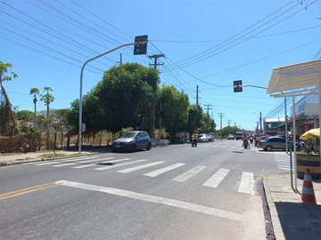 Novo semáforo começa a funcionar na zona Sudeste da capital