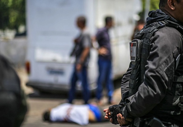 Suspeitos de assalto morrem após troca de tiros na zona Norte de Teresina