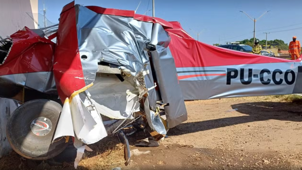 Avião cai em Teresina